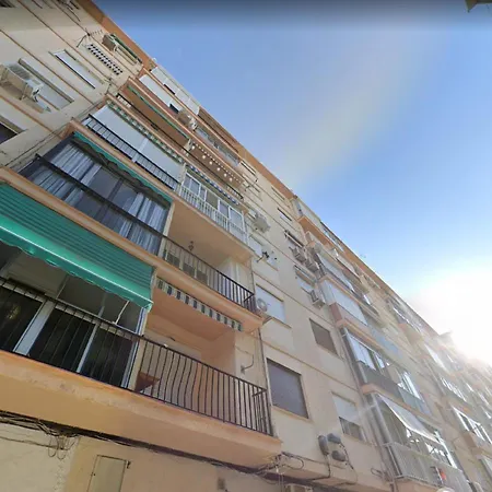 Apartamento En Calle Mendoza - Zona Huelin&300 Mts De La Playa *